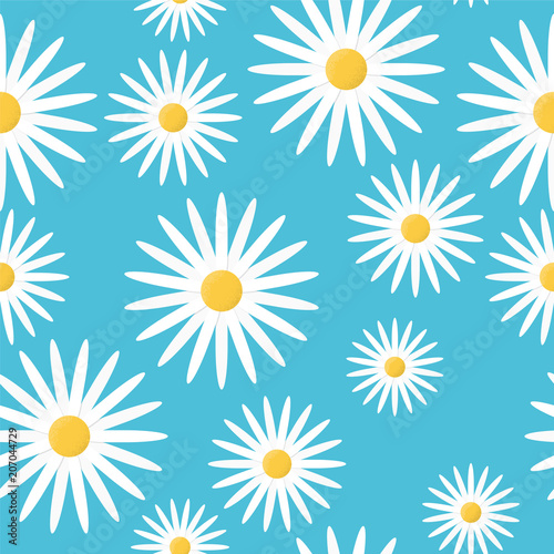 Seamless pattern with chamomile flowers. Vector illustration © smastepanov2012