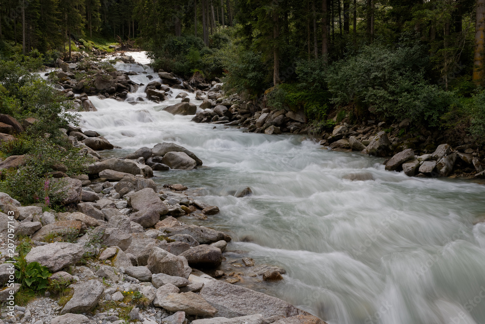 Krimml Waterfalls - Austria..Krimmler Wasserfälle - Österreich Krimml Waterfalls - Austria..Krimmler Wasserfälle - Österreich