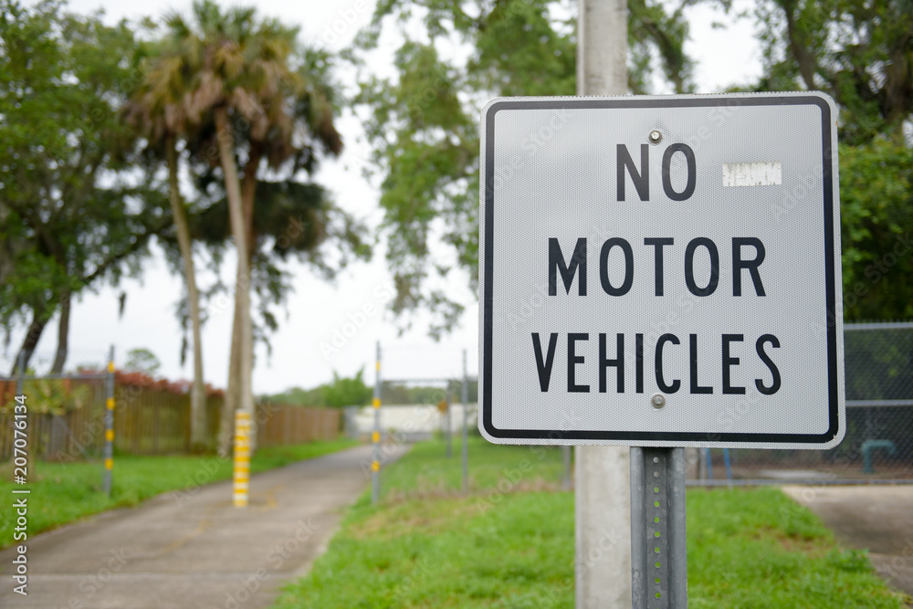 No motor vehicle sign
