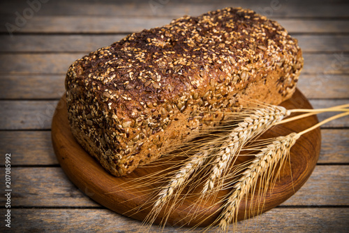 Brot, Vollkornbrot, Kastenbrot photo