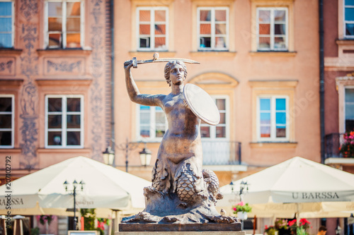 Fototapeta Naklejka Na Ścianę i Meble -  Mermaid monument in Warsaw, Poland
