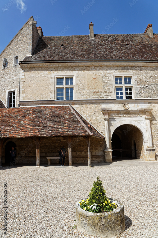 Le Chateau du Clos de Vougeot Le Chateau du Clos de Vougeot