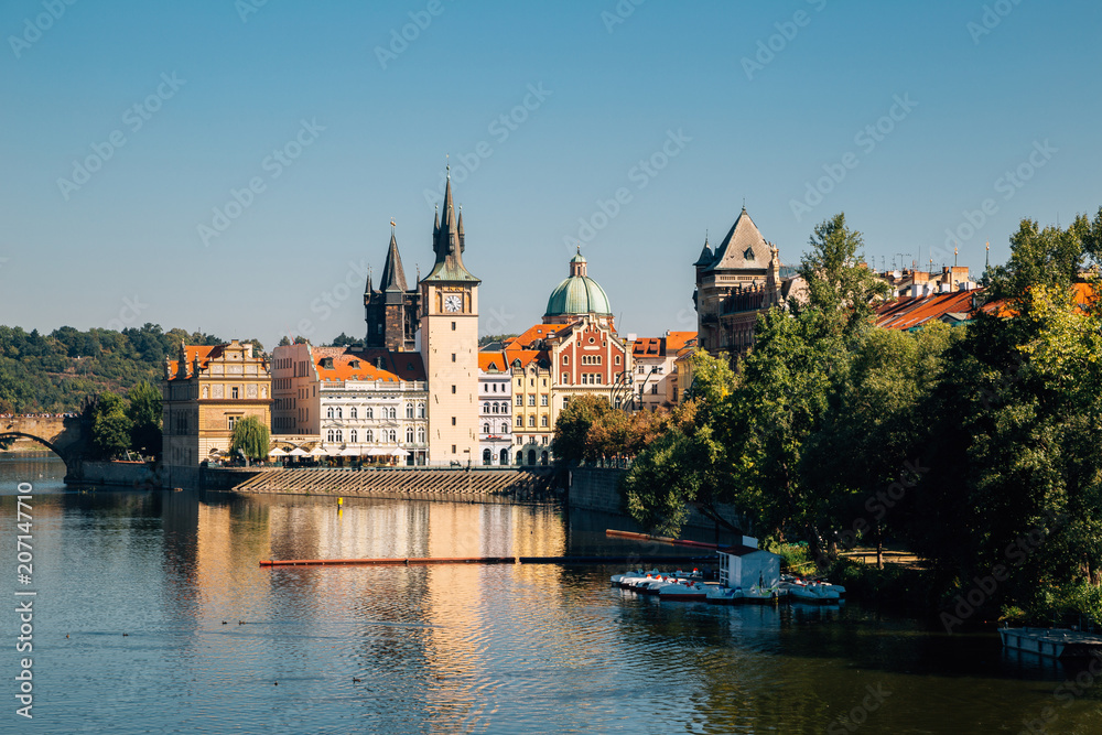 Obraz premium Vltava river and Prague cityscape in Czech Republic