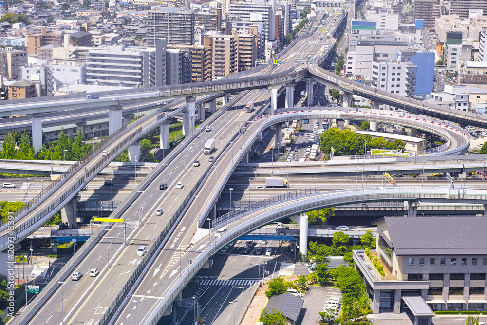 高速道路のインターチェンジ StockFoto Adobe Stock