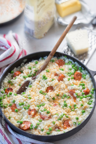 Rice risotto with chorizo and pea