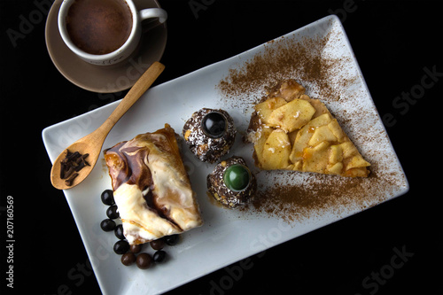 Patisserie Dessert Top
