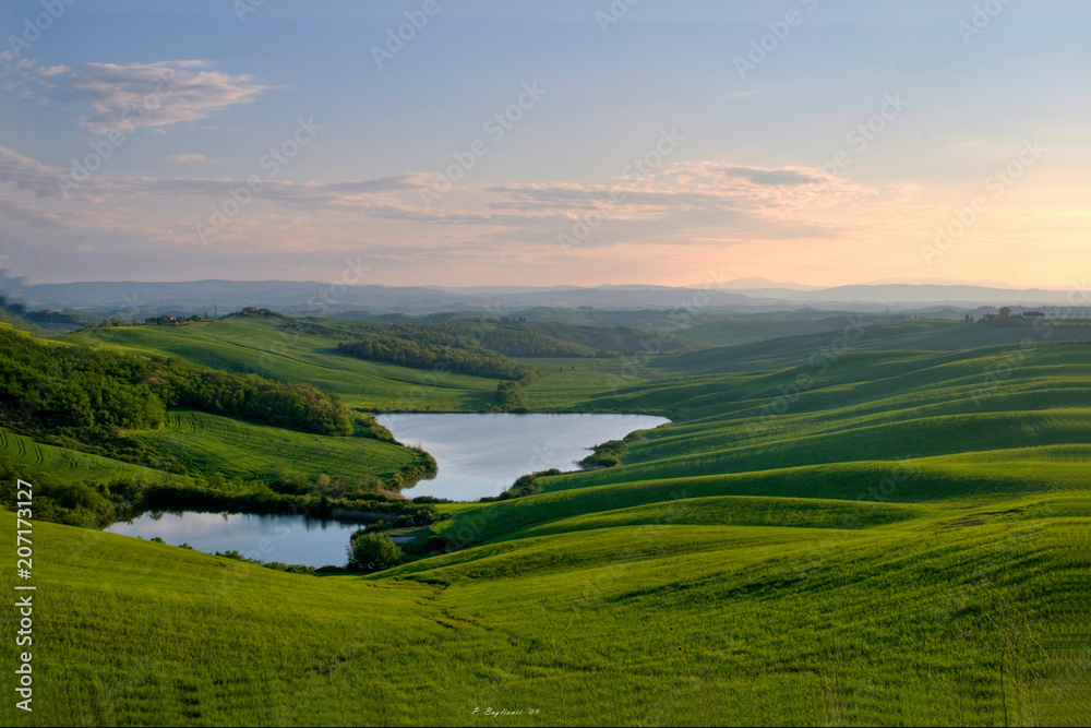 Lago val d'orcia