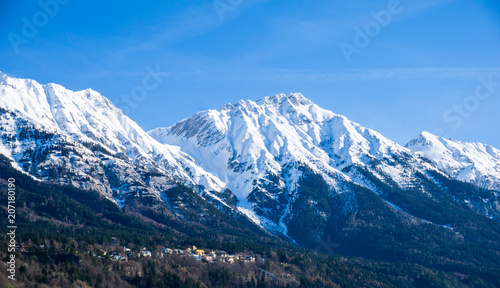 Alpen Hafelekarspitze Karwendel schneebedeckt berg innsbruck © oxie99