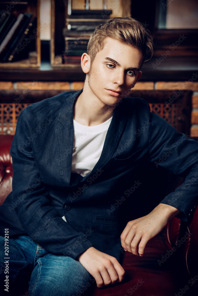 Obraz premium pensive student on sofa