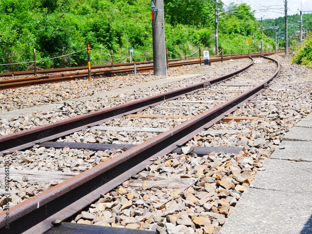 Naklejka premium 田舎の風景と線路