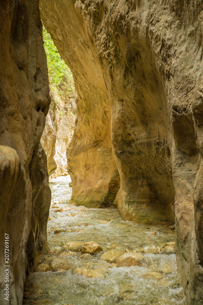 Gritar river gorge