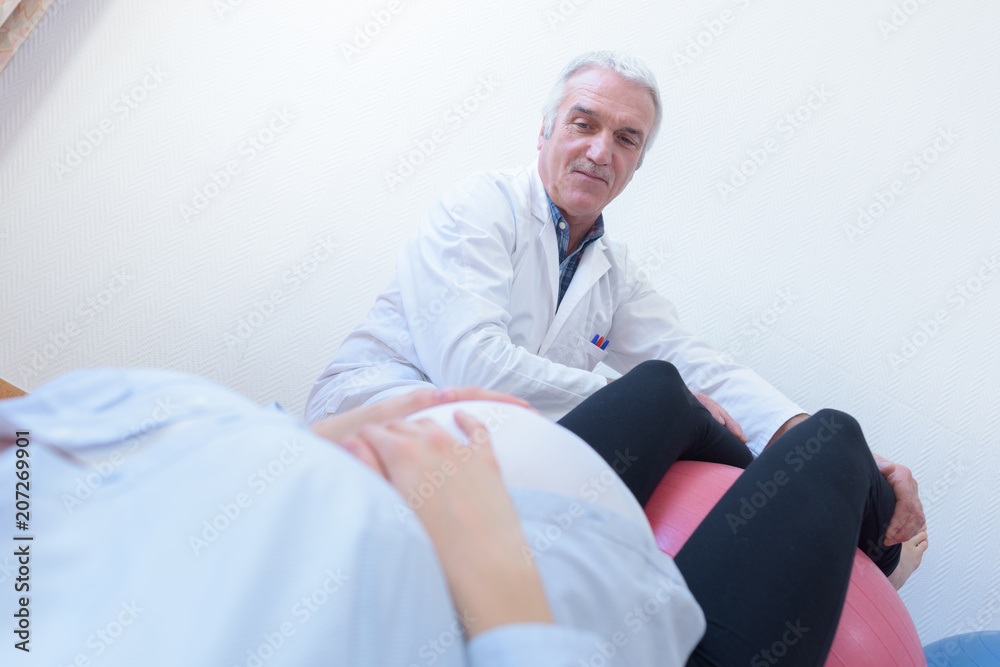 pregnant woman ongoing physical therapy
