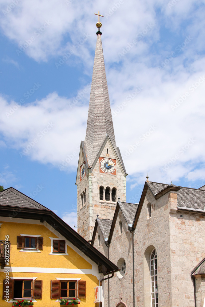 Hallstatt, Blick auf die Parrkirche, Österreich