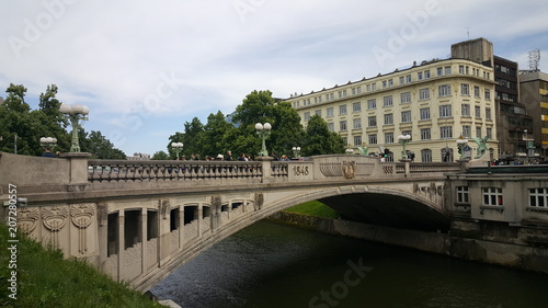 The Dragon Bridge in Ljubljana, Slovenia © TravelShots.nl