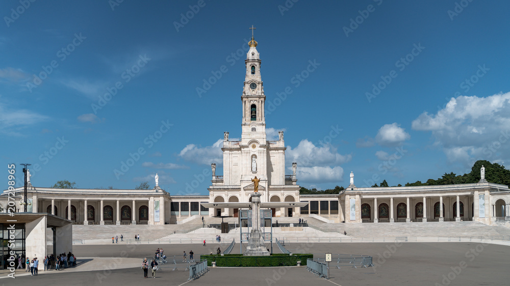 Fatima Tree Sanctuary of Fatima, Portugal. An important Marian Shrines and ...