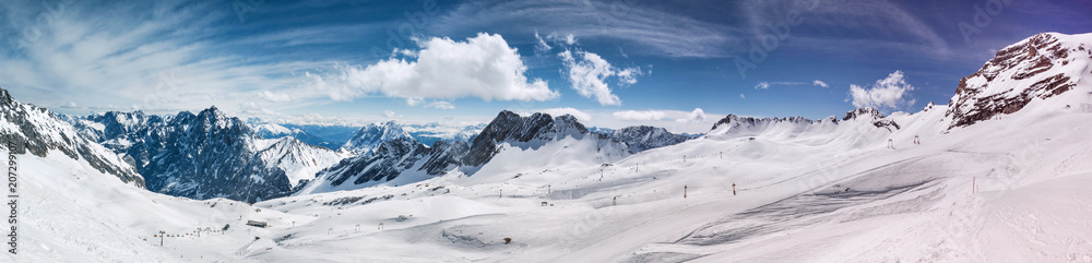 schneeferner glacier and the alps in the background high definition panorama in the winter