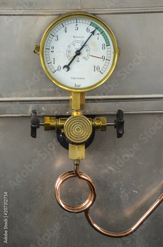 Steam boat manometer