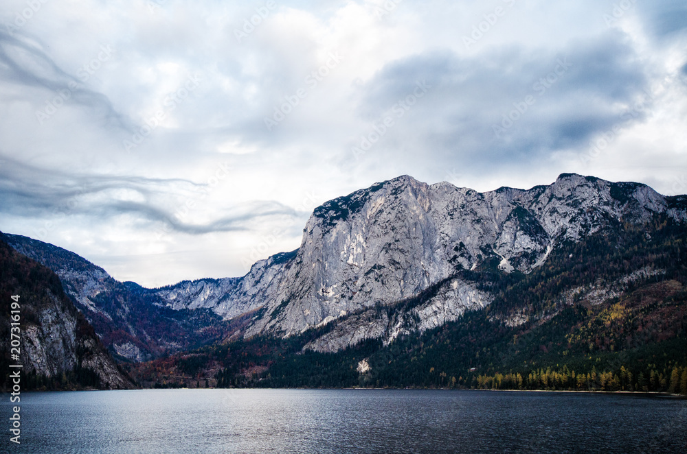 Obraz premium Trisselwand im Herbst