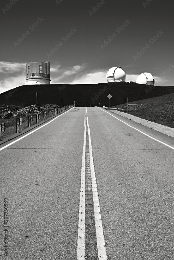 Fototapeta premium 4,200 meter high summit of Mauna Kea, the world's largest observatory for optical, infrared, and submillimeter astronomy. Big Island of Hawaii.