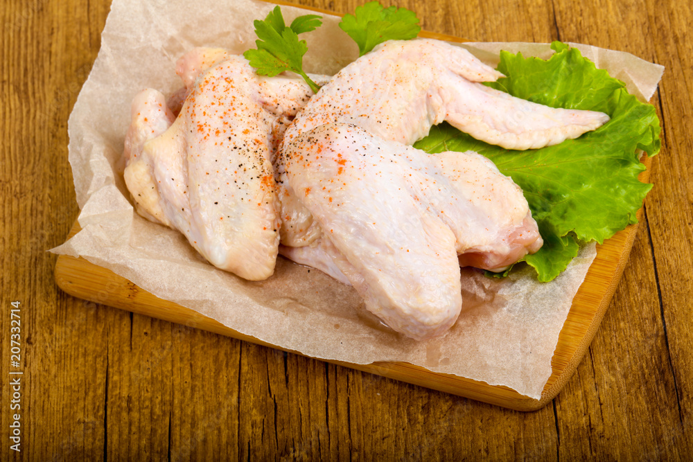 Raw chicken wings Raw chicken wings