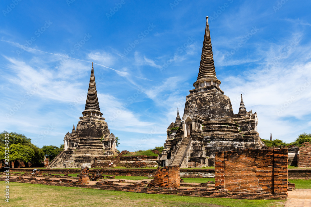 Fototapeta premium Stupas at Ayutthaya Historical Park in Bangkok Thailand