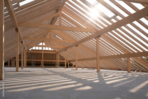 Dachstuhl aus Holz © Wellnhofer Designs