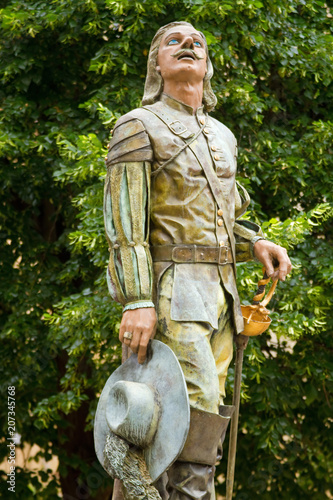 Obraz na płótnie Statue Cyrano de Bergerac in Bergerac
