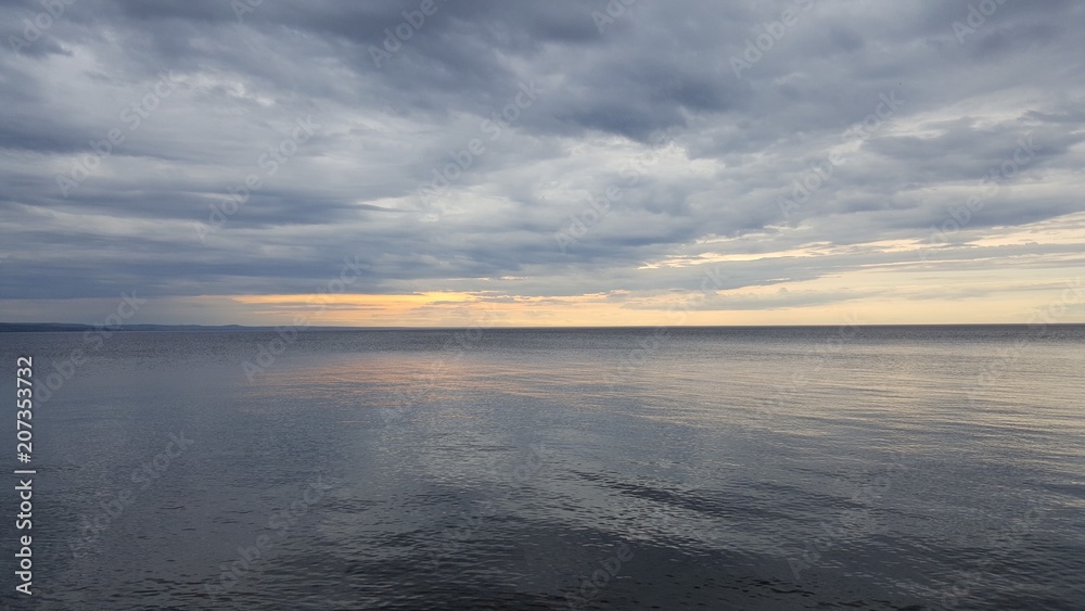 Fototapeta premium Sunset on the lake
