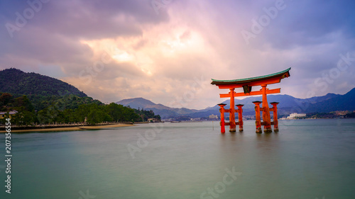 LONG EXPOSURE PHOGRAPHY OF MIYAJIMA TORII GATE   HIROSHIMA  JAPAN