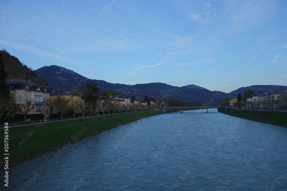 Abendstimmung am Fluss