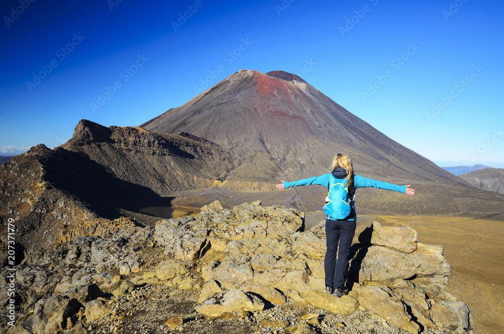 Fototapeta premium View from Tongariro Alpine Crossing