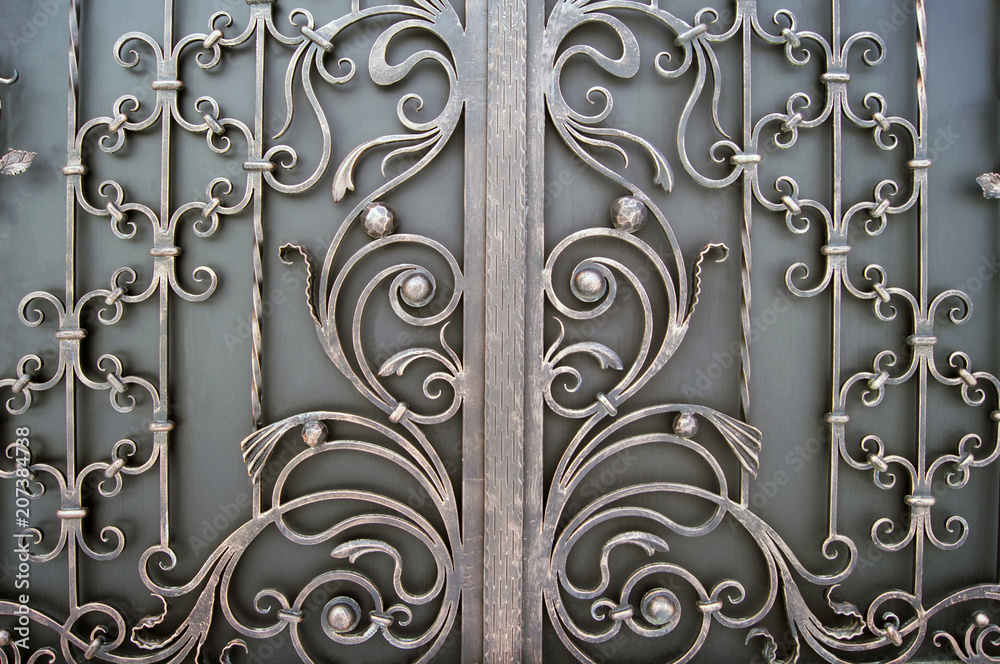 metal gate with a large number of forged elements metal gate with a large number of forged elements