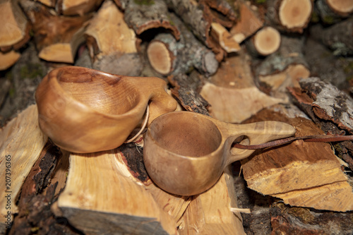 Hiking coffee cup in wood