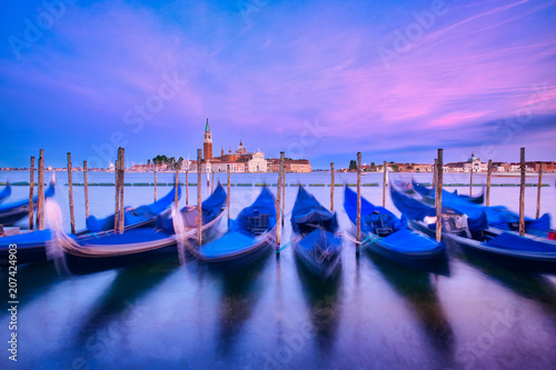 Venice sunset & Gondolas © lhboucault