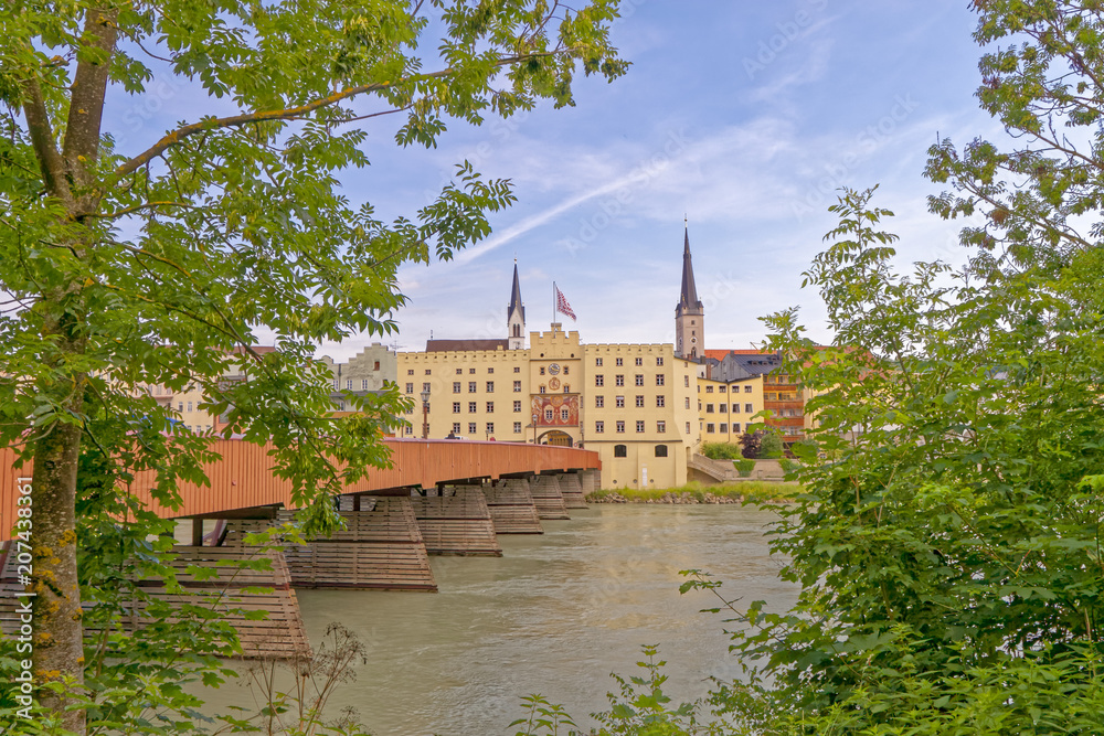Fototapeta premium Wasserburg, Germany - a picturesque city landscape by the river.