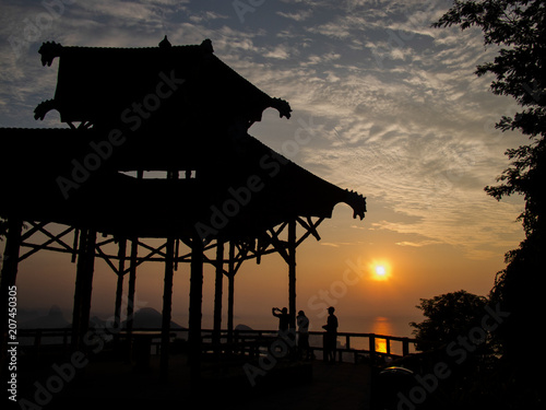 Pôr do sol na vista chinesa photo