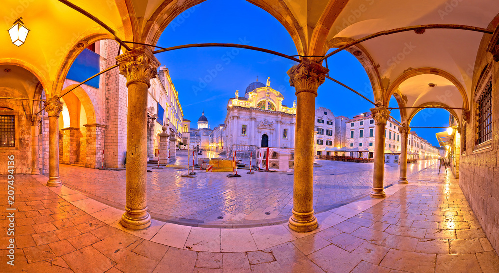 Fototapeta premium Stradun in Dubrovnik arches and landmarks panoramic view at dawn
