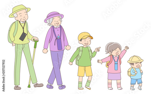 祖父母と孫_ハイキング