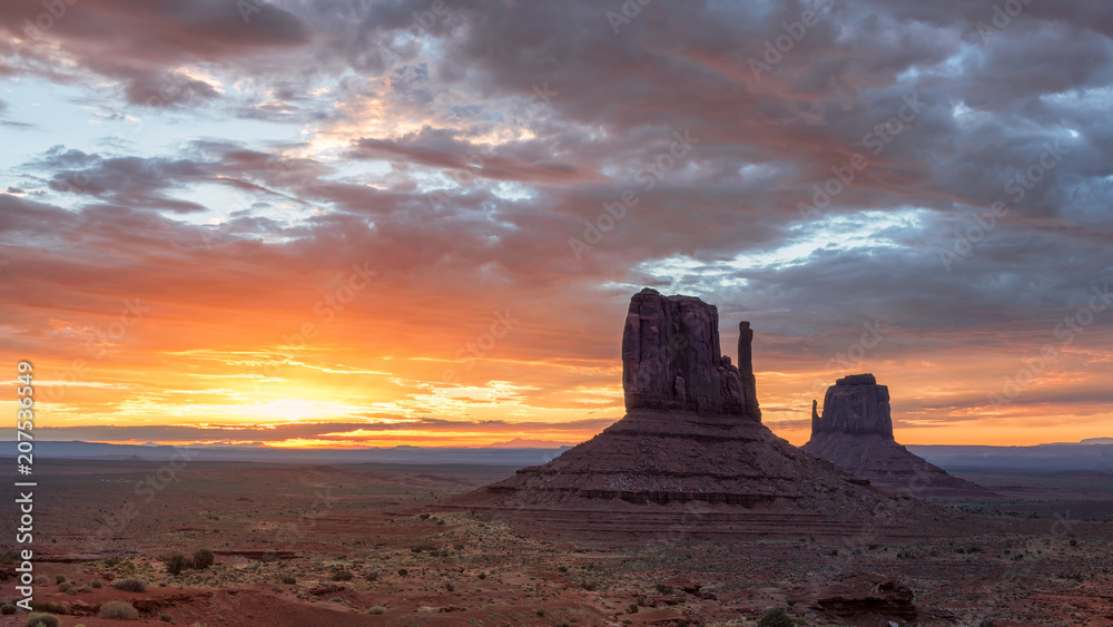 Sunrise at iconic Monument Valley, Arizona - Utah, USA