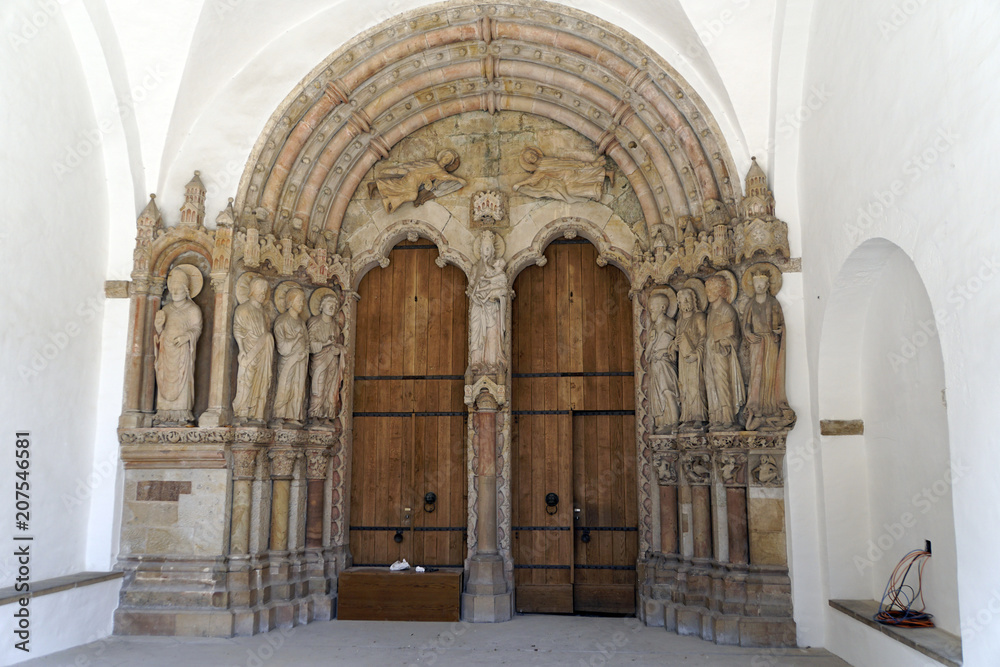 Fototapeta premium Paderborner Dom - Paradiesportal