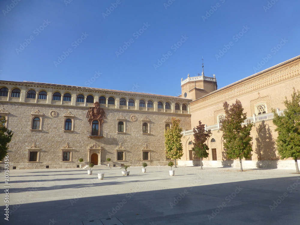 Alcala de Henares, ciudad de Cervantes en Madrid (España)