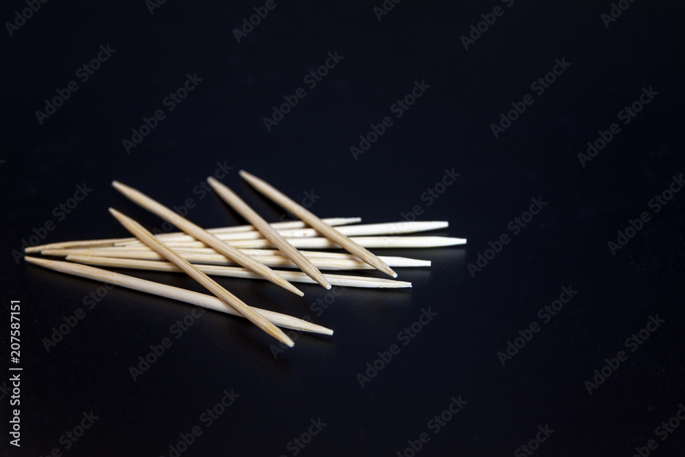 Sticks to the teeth Sticks to the teeth