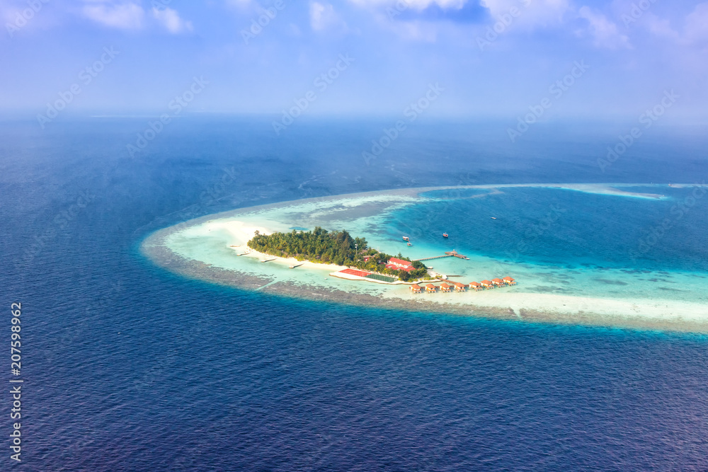 Insel Malediven Urlaub Paradies Meer Textfreiraum Copyspace Maayafushi Resort Luftbild