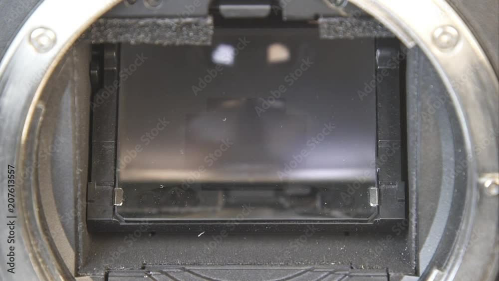 DSLR Camera Shutter Opening and Closing in SlowMo 100 FPS DSLR Camera Shutter Opening and Closing in SlowMo 100 FPS