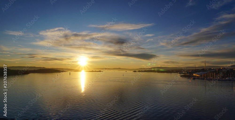 Sonnenuntergang am Oslo-Fjord Sonnenuntergang am Oslo-Fjord
