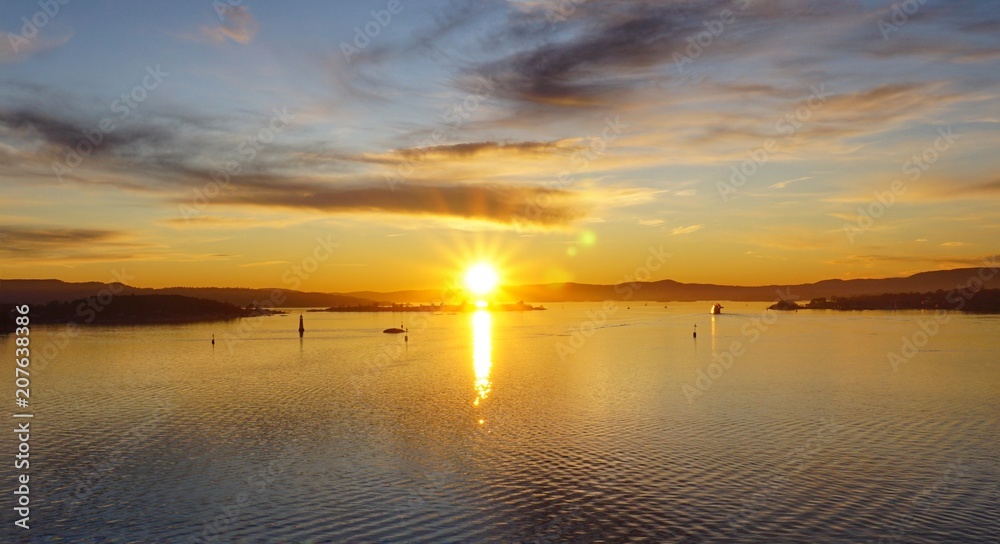 Sonnenuntergang am Oslo-Fjord Sonnenuntergang am Oslo-Fjord