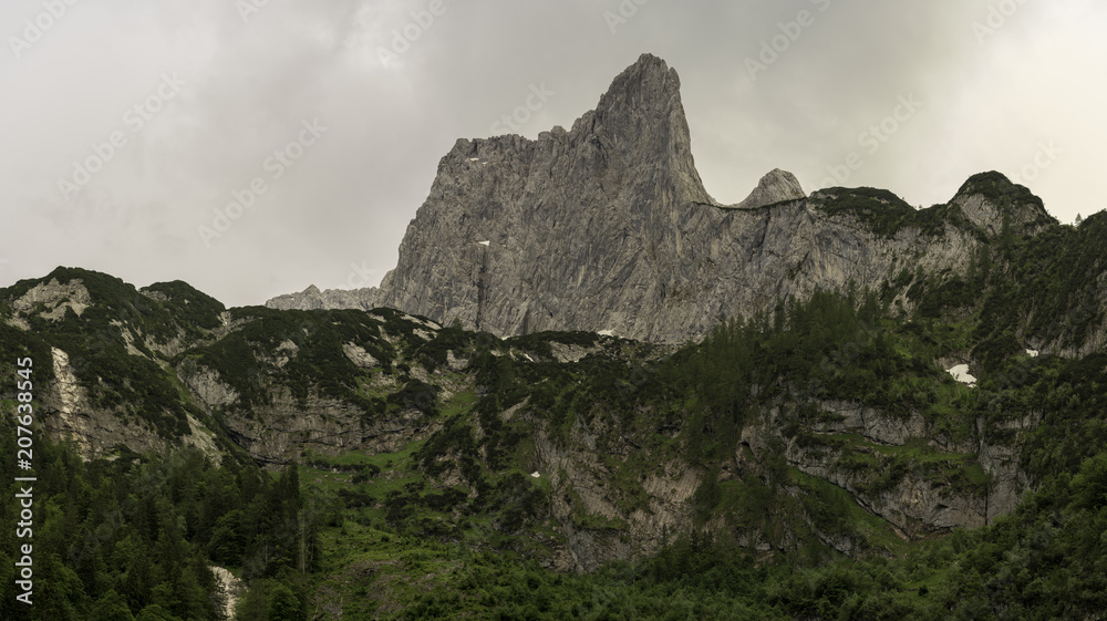 Hinterer Gosausee Bergmassiv Panorama