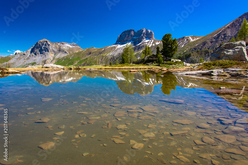 La Grande Séolane et les Eaux Tortes dans le Laverq photo