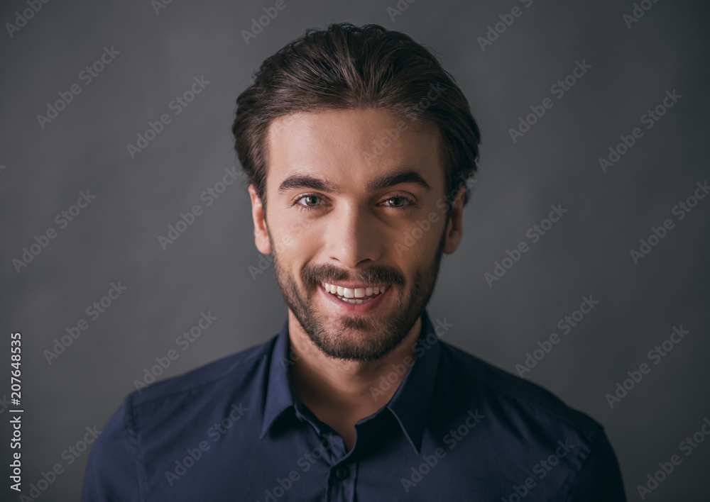 Fototapeta premium Handsome confident businessman