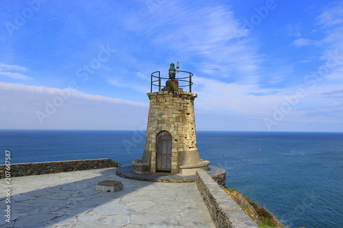 lighthouse © claudia